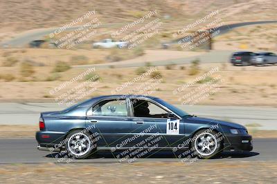 media/Oct-01-2022-Team Topak Racing (Sat) [[f860fb51be]]/2-Inter Low 2/session 1 turn 3/